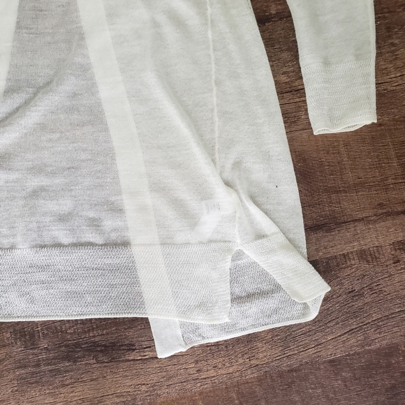 Loft Duster - Picture 2 of 5